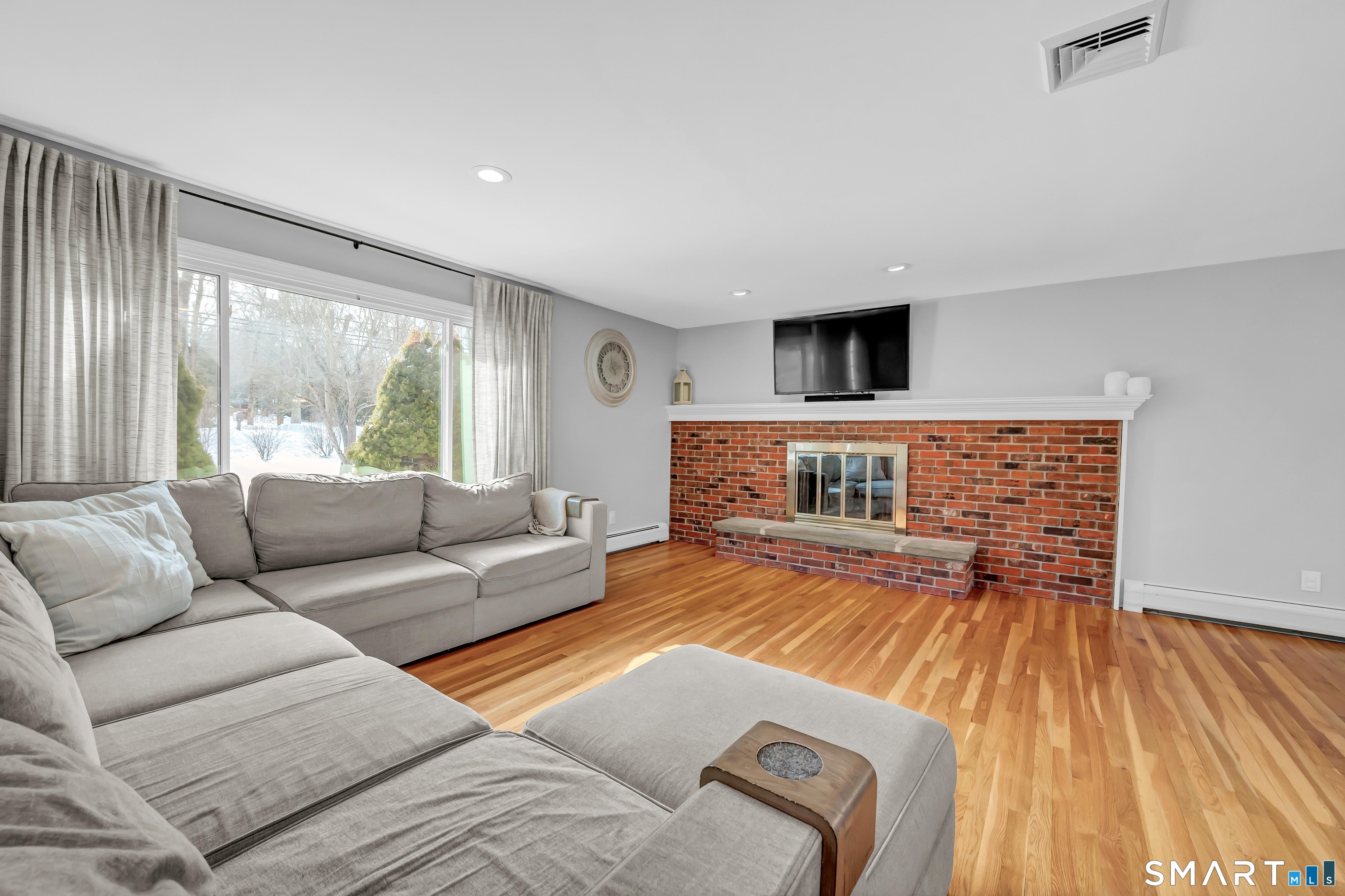 23 Federal Road Shelton, CT 06484 - Photo 5 of 39