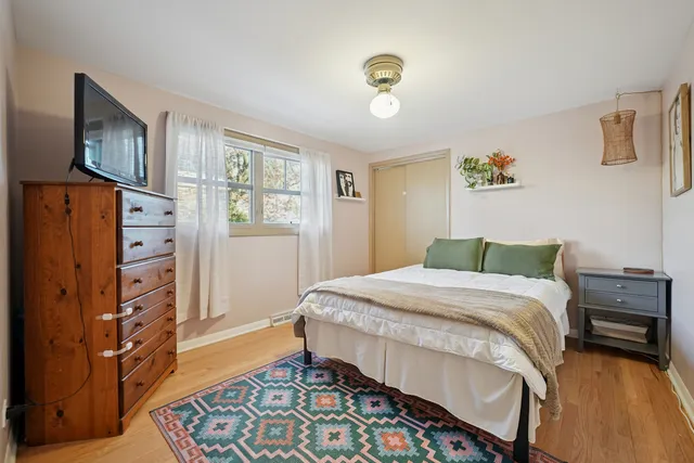 $325,000 | 6864 176th Street, Tinley Park, IL 60477