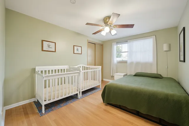 $325,000 | 6864 176th Street, Tinley Park, IL 60477