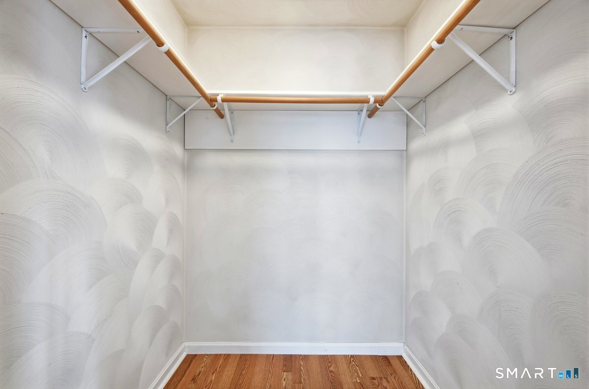 1541 N Road Groton, CT 06340 - Photo 23 of 37