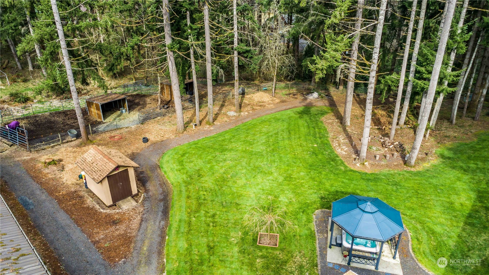 174 Frogner Road Chehalis, WA 98532 - Photo 28 of 40 a view of a backyard with sitting area