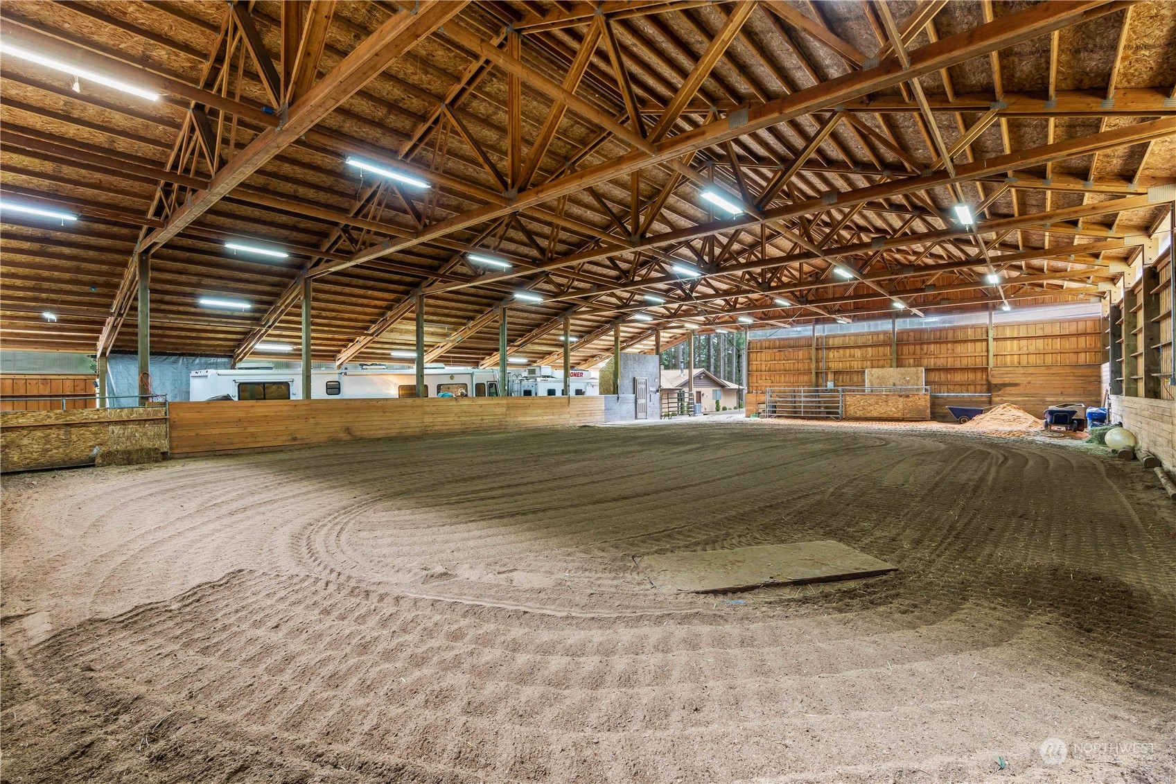 174 Frogner Road Chehalis, WA 98532 - Photo 35 of 40 a view of a room with wooden roof