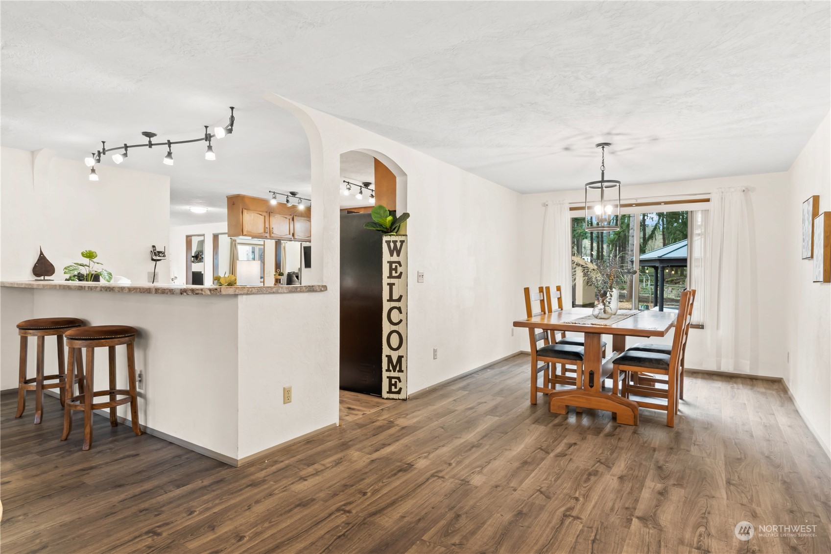 174 Frogner Road Chehalis, WA 98532 - Photo 6 of 40 a dining room with furniture and wooden floor