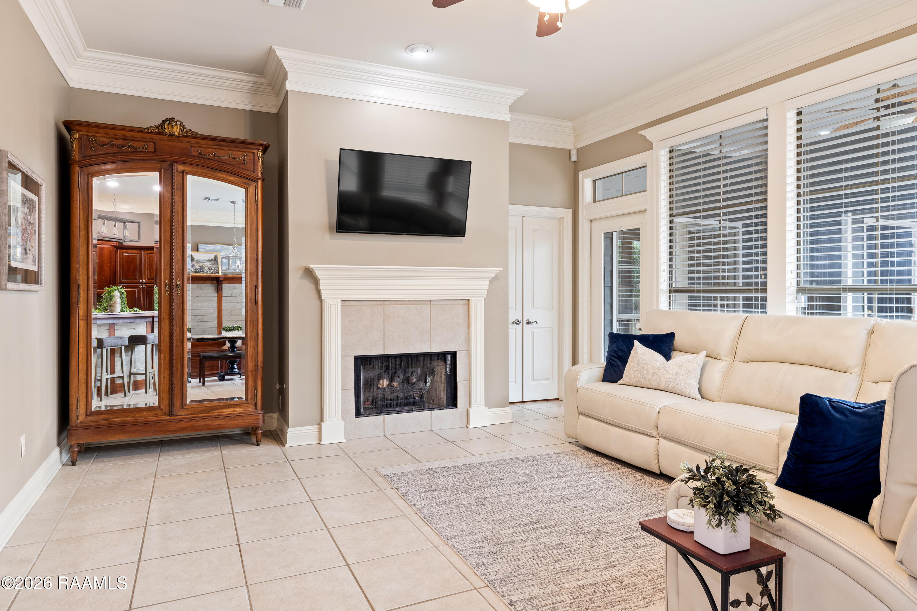 102 Lighthouse Point Circle Youngsville, LA 70592 - Photo 6 of 25 COM 102 Lighthouse Youngsville-6