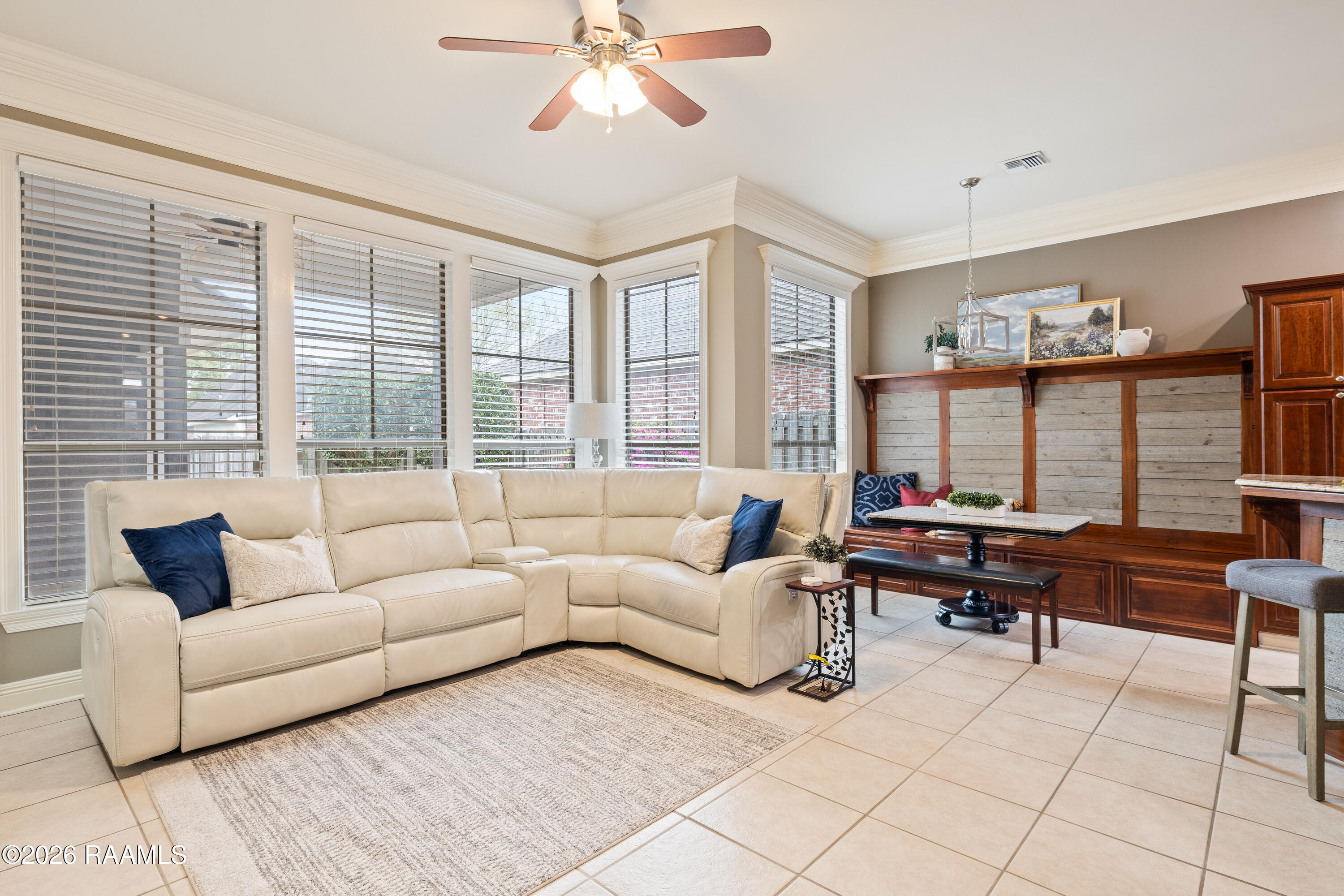 102 Lighthouse Point Circle Youngsville, LA 70592 - Photo 7 of 25 COM 102 Lighthouse Youngsville-8