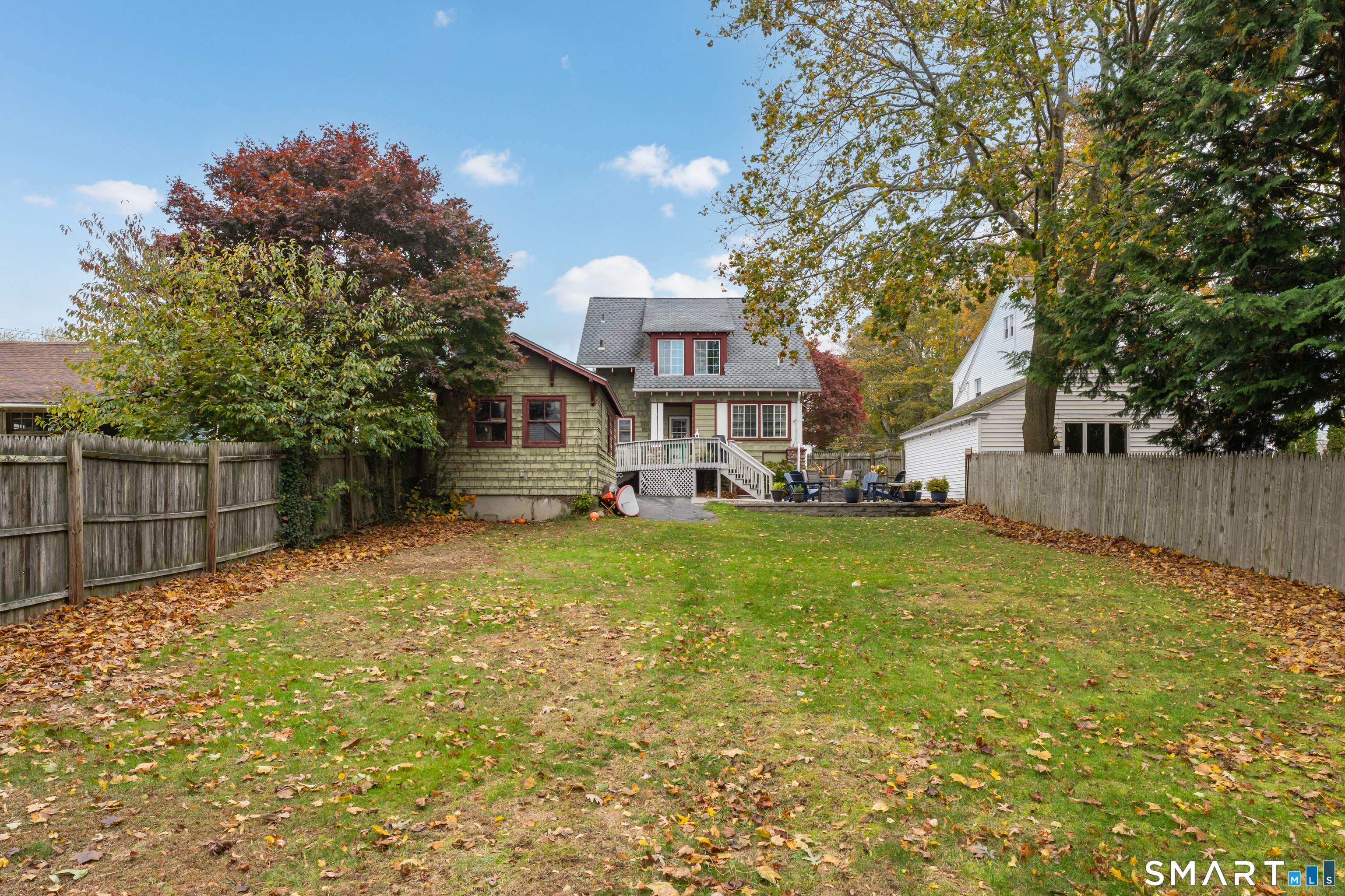 575 Ocean Avenue New London, CT 06320 - Photo 6 of 40 a view of a house with a yard