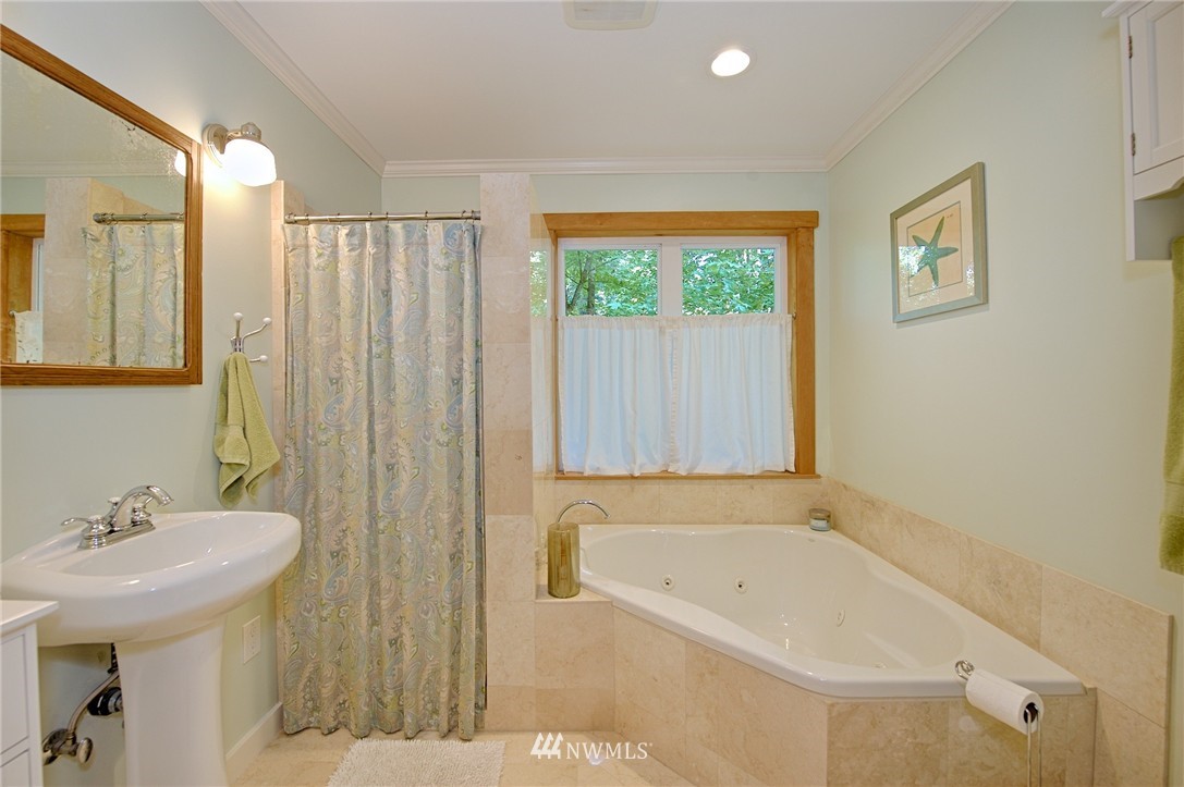9394 Marshall Road Bow, WA 98232 - Photo 14 of 24 Gallery Image 14
