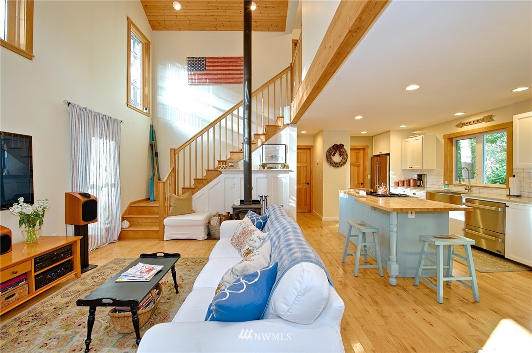 9394 Marshall Road Bow, WA 98232 - Photo 3 of 24 Gallery Image 3