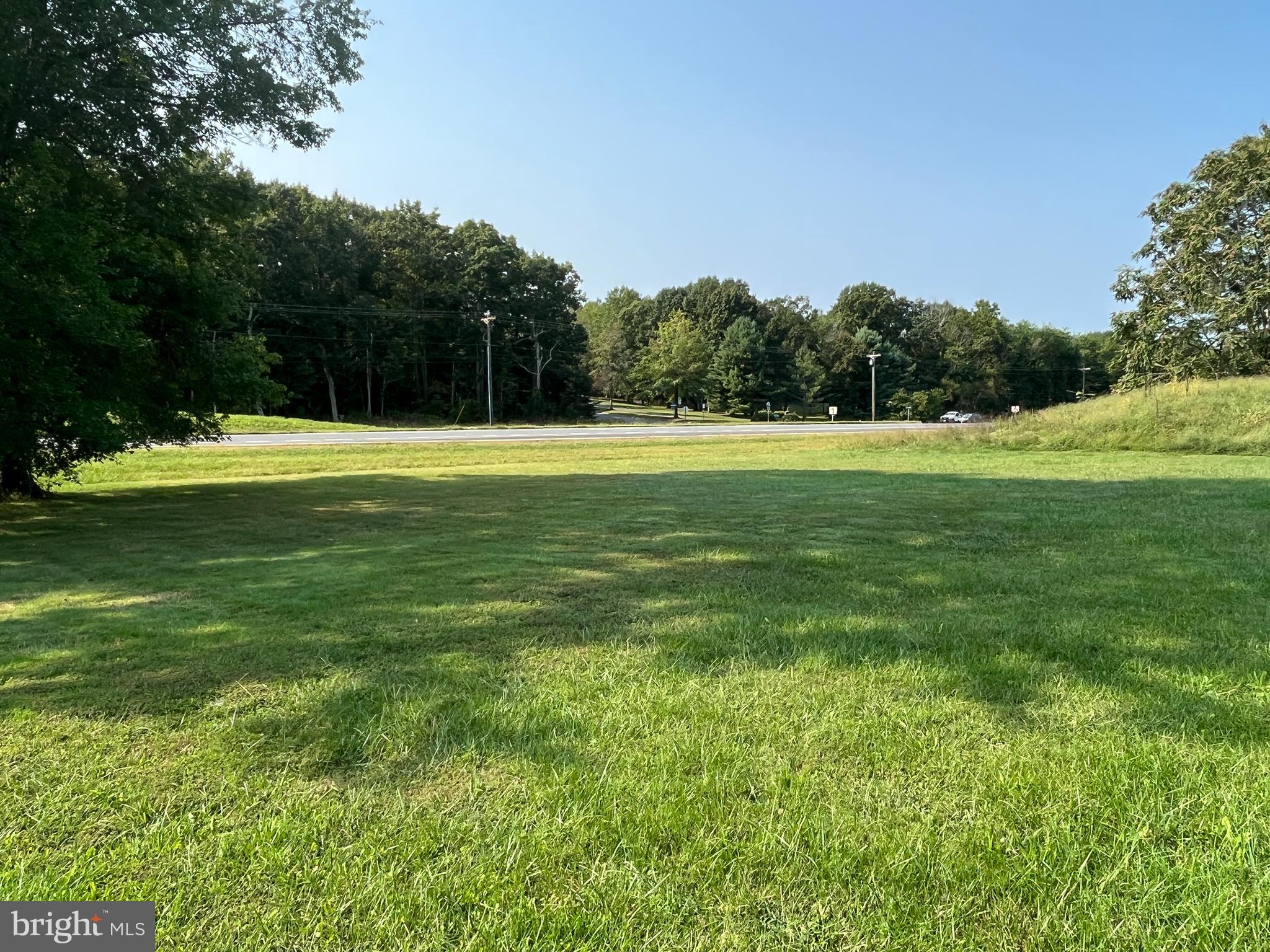 15188 Waterloo Road Amissville, VA 20106 - Photo 4 of 13 Gallery Image 4