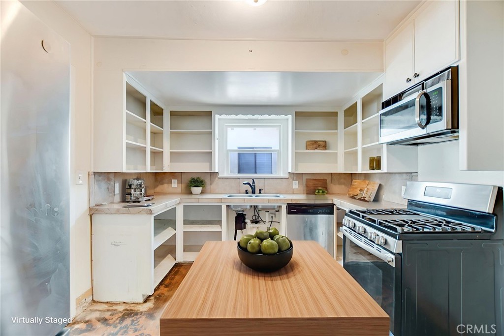 1636 Webster Street Redlands, CA 92374 - Photo 21 of 44 digitally staged kitchen