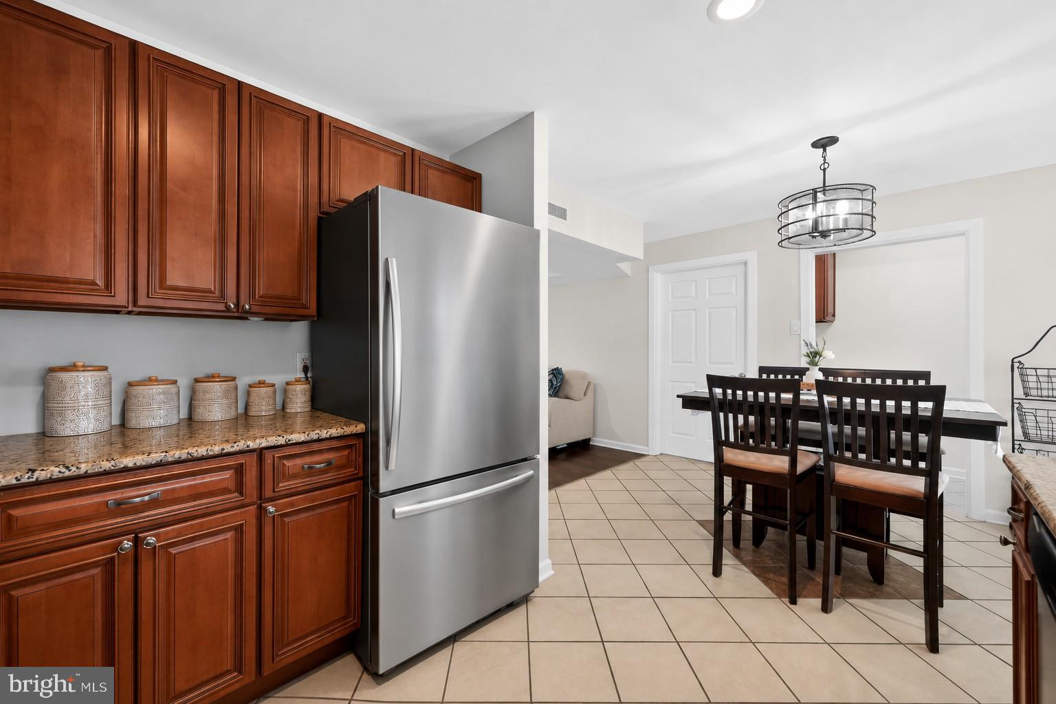88 Cobalt Cross Road Levittown, PA 19057 - Photo 10 of 30