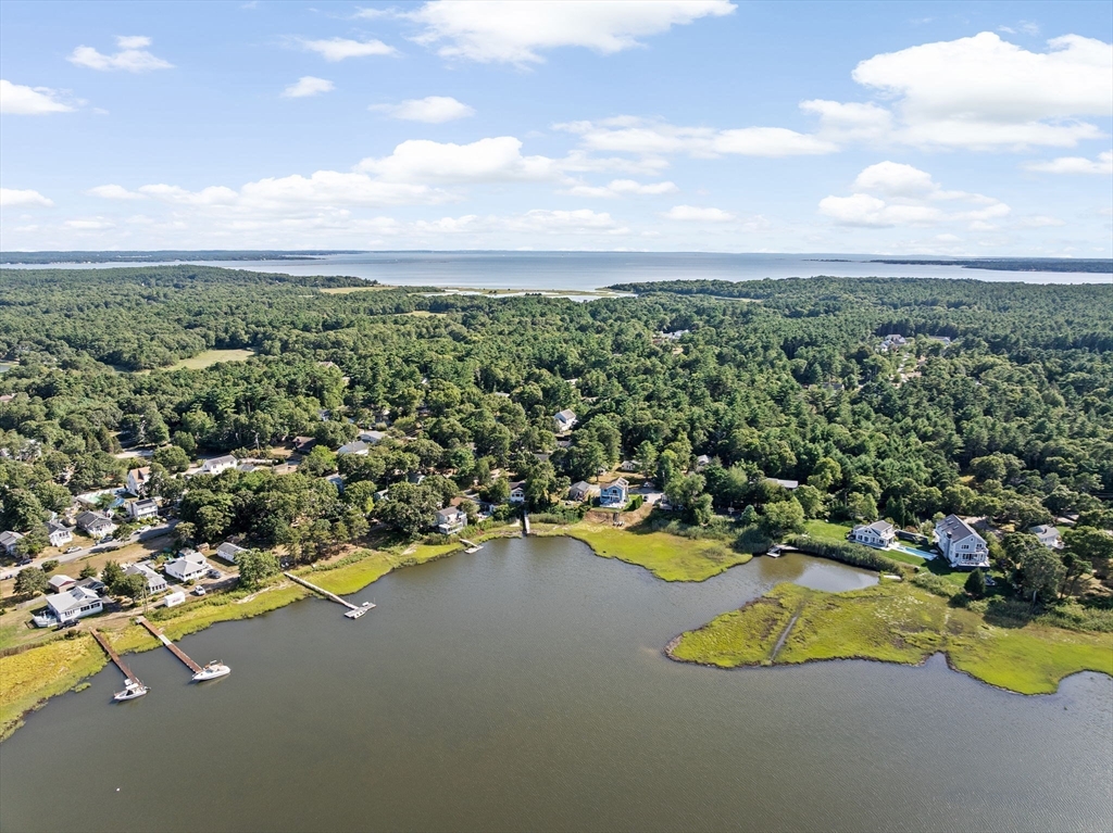 28 Arlington Road Wareham, MA 02571 - Photo 9 of 42