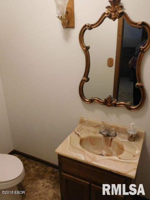6774 Bee Branch Road Salem, IL 62881 - Photo 18 of 36