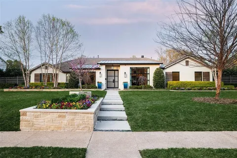$1,850,000 | 10652 Les Jardins Drive, Dallas, TX 75229