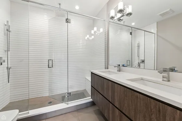 $539,000 | 826 West Cullerton Street, Unit 2W, Chicago, IL 60608