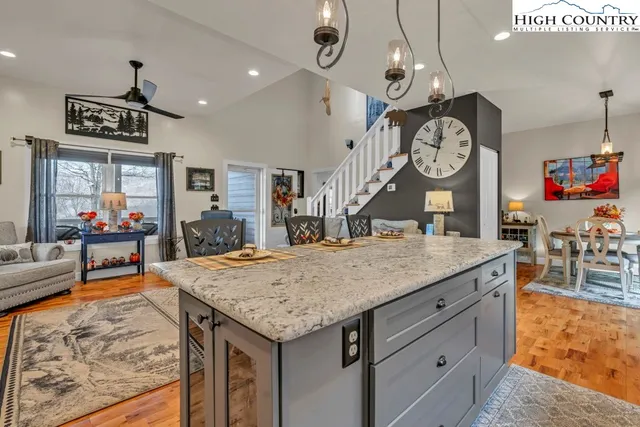 $735,000 | 301 Crossmor Drive, Todd, NC 28684