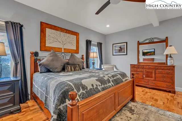 $735,000 | 301 Crossmor Drive, Todd, NC 28684