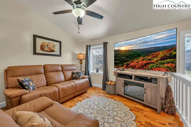 $695,000 | 301 Crossmor Drive, Todd, NC 28684