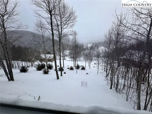 $695,000 | 301 Crossmor Drive, Todd, NC 28684