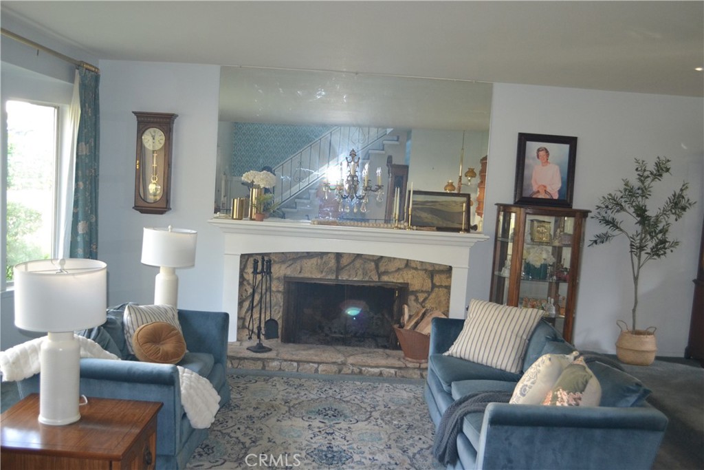 160 Masters Avenue Riverside, CA 92507 - Photo 11 of 40