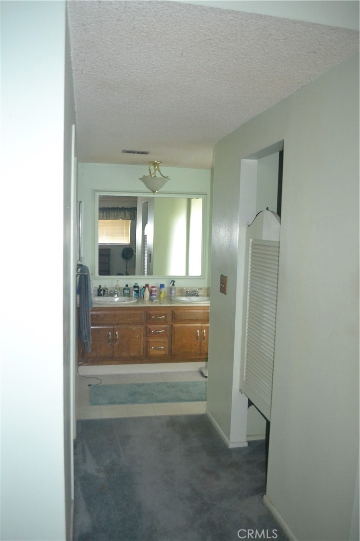 160 Masters Avenue Riverside, CA 92507 - Photo 23 of 40