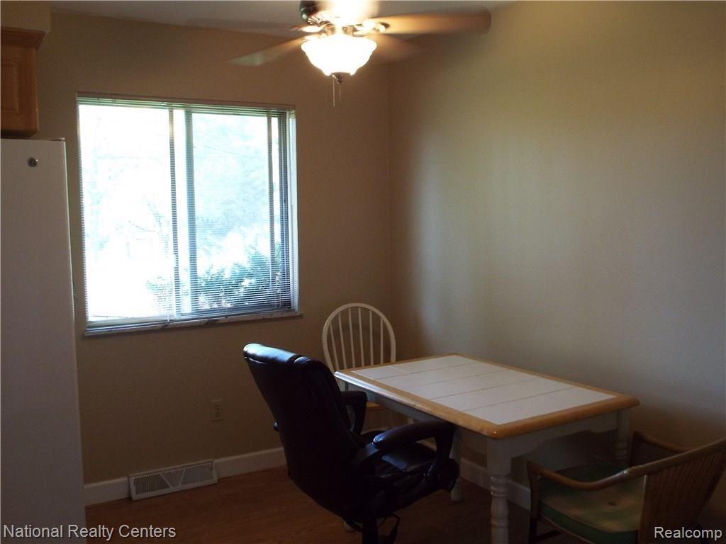 9581 Andersonville Road Clarkston, MI 48346 - Photo 12 of 31 DSCF3029.JPG