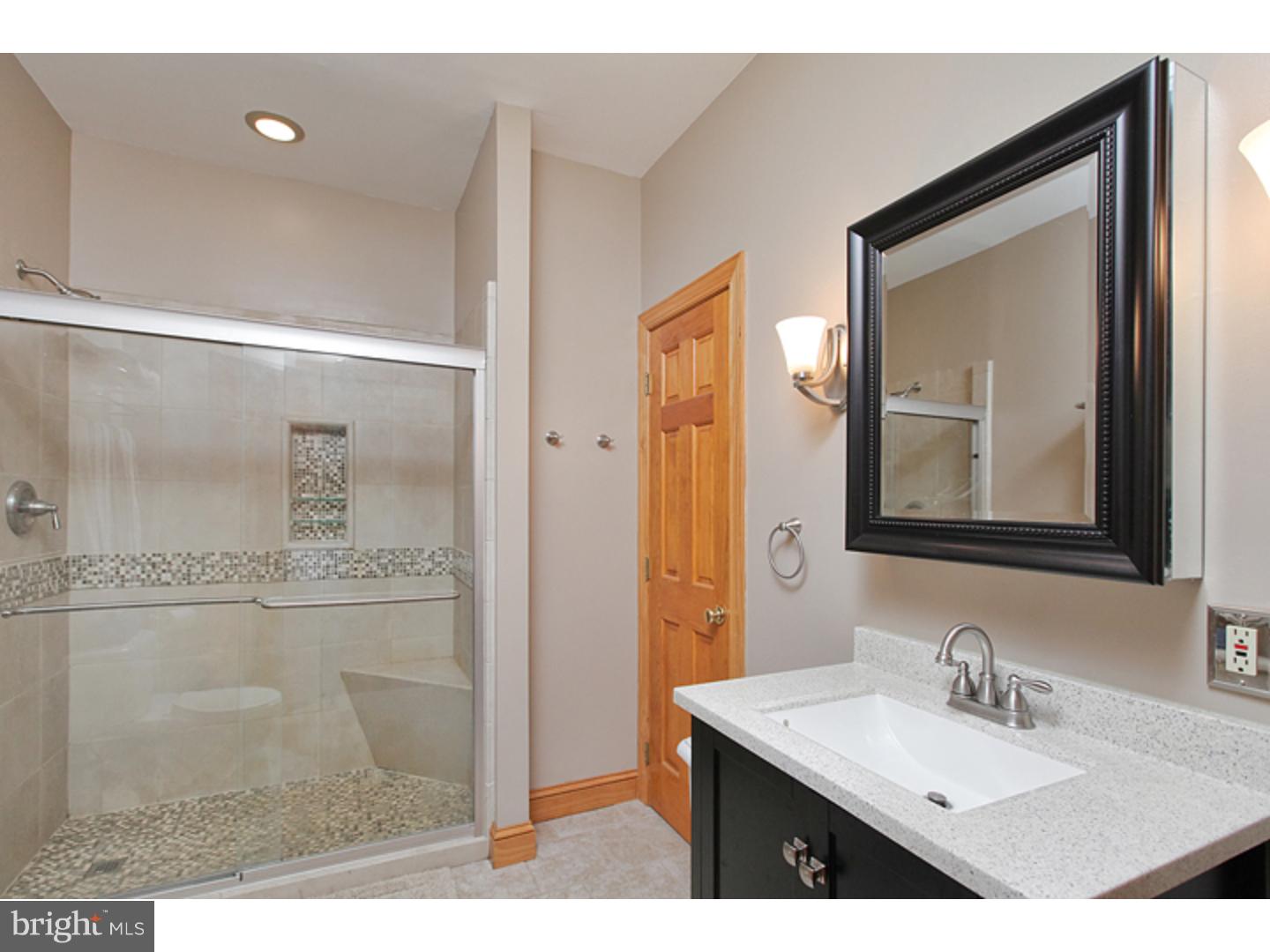 97 Friendship Road Monroeville, NJ 08343 - Photo 15 of 24 Bathroom