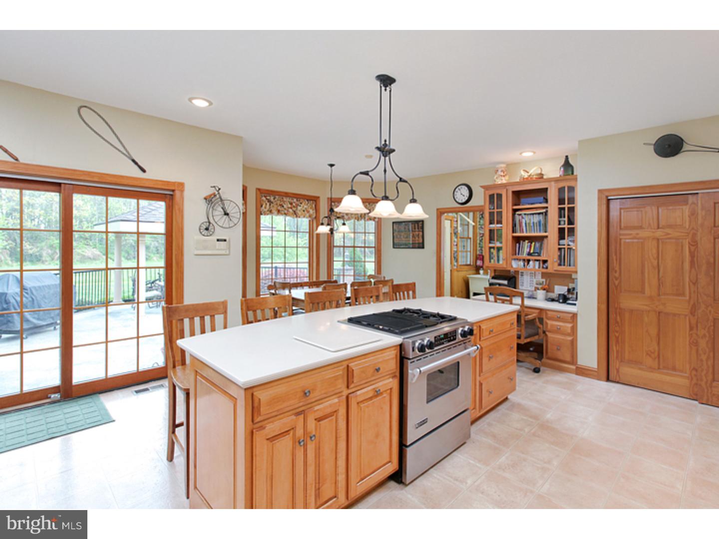 97 Friendship Road Monroeville, NJ 08343 - Photo 9 of 24 Kitchen