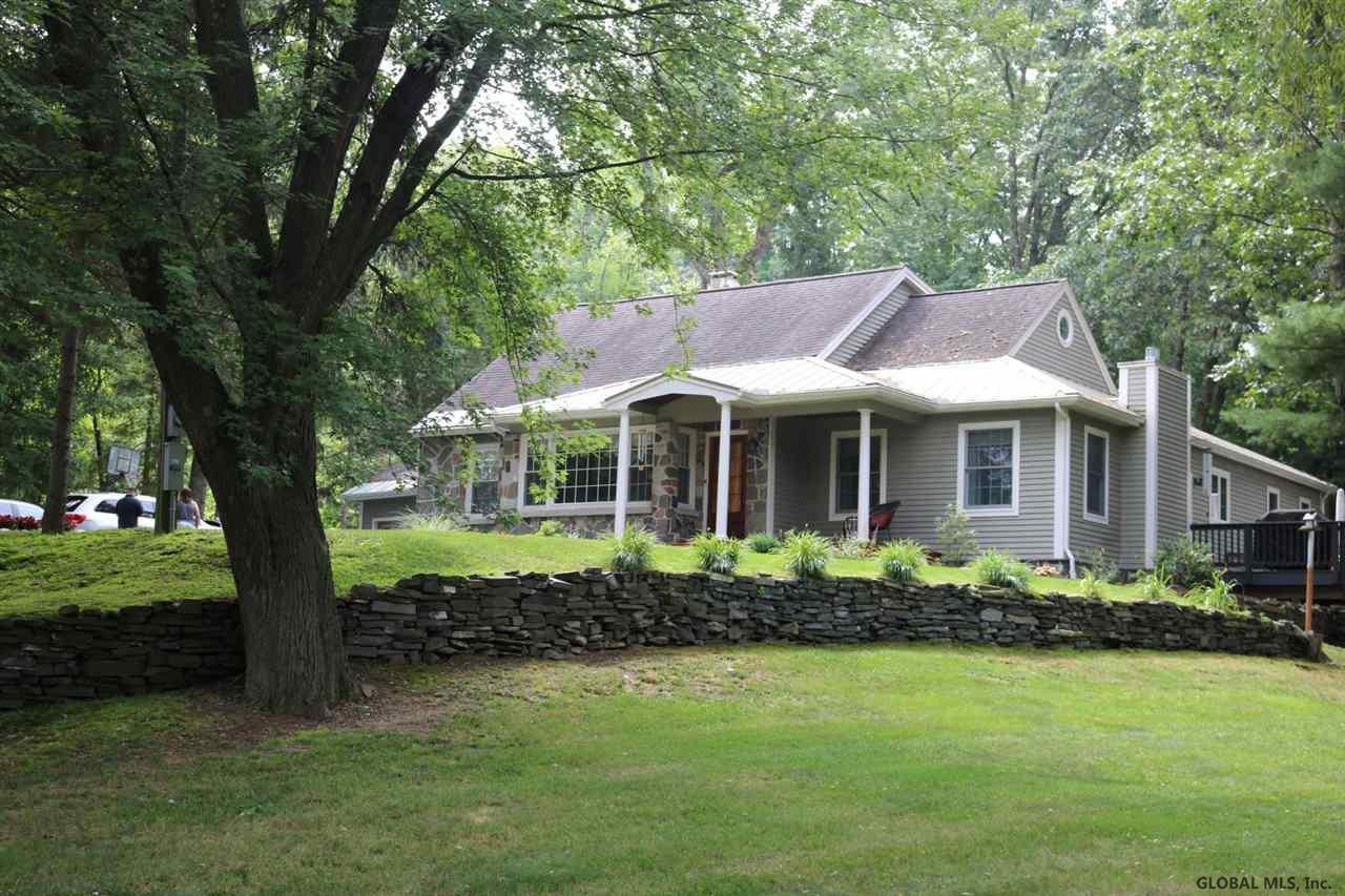 94 Maxwell Road Colonie, NY 12110 - Photo 1 of 39 Photo 1