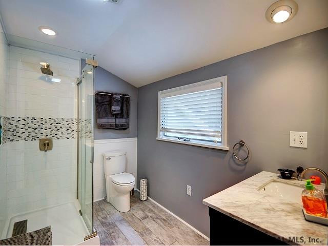 94 Maxwell Road Colonie, NY 12110 - Photo 23 of 39 Photo 23