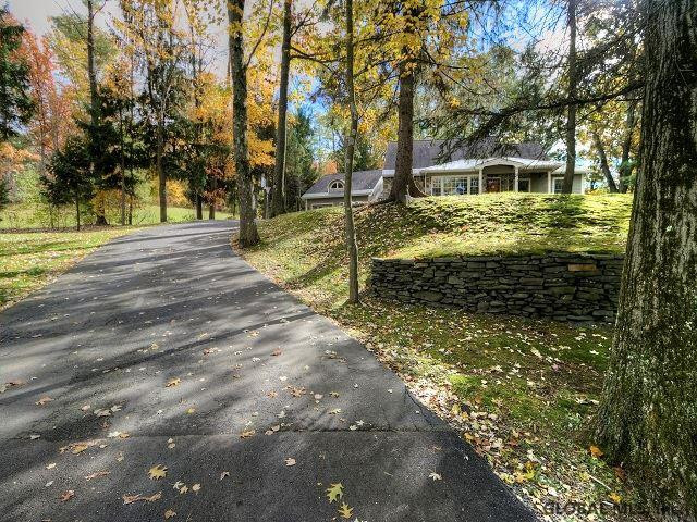94 Maxwell Road Colonie, NY 12110 - Photo 35 of 39 Photo 35