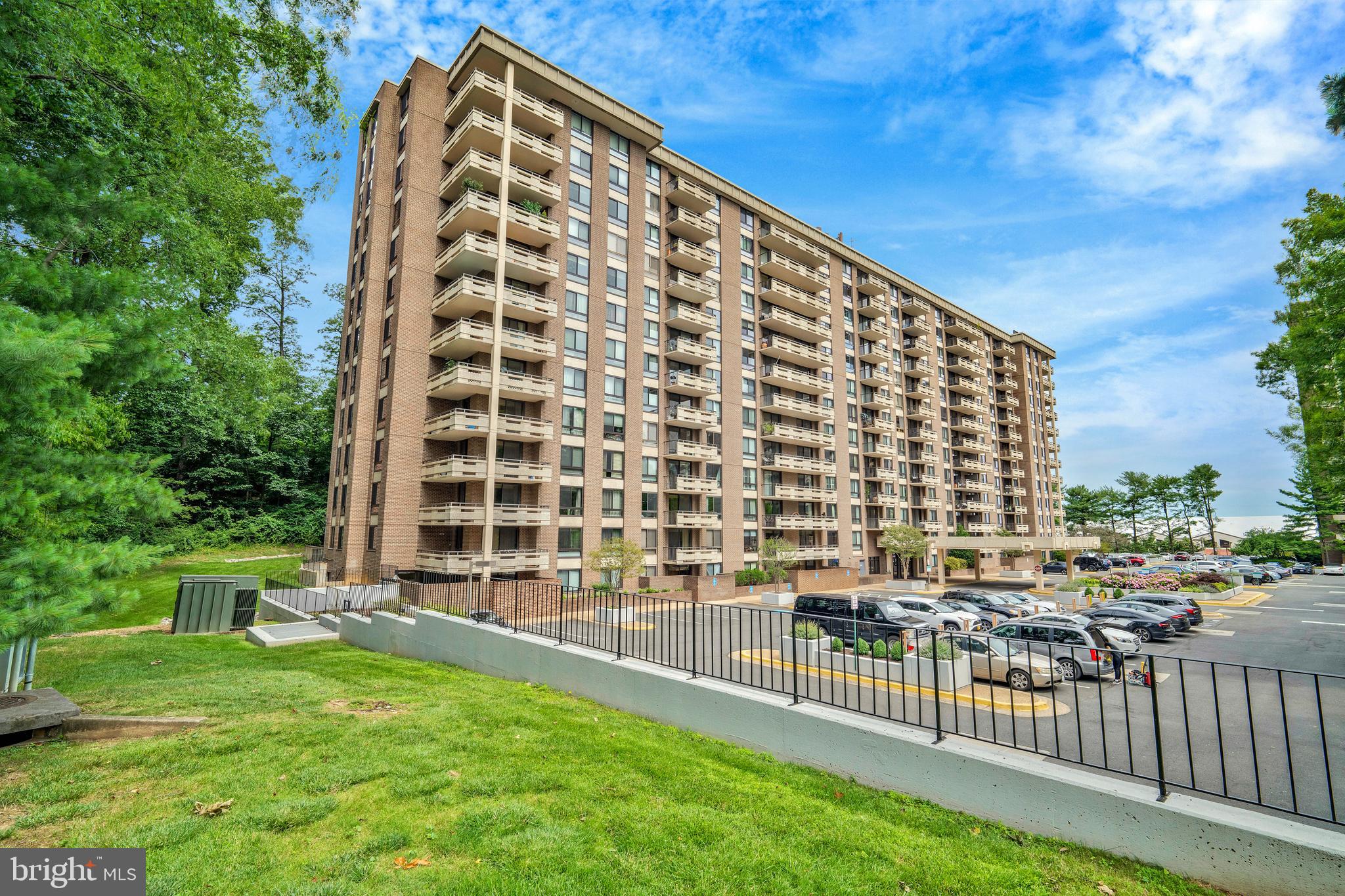 1808 Old Meadow Road, Unit 612 McLean, VA 22102 - Photo 1 of 23