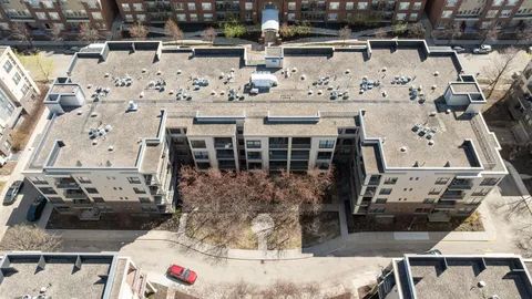 $359,900 | 825 Berry Street, Unit 103, St. Paul, MN 55114