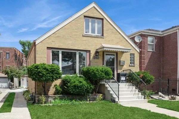 $374,900 | 8460 River Grove Avenue, River Grove, IL 60171