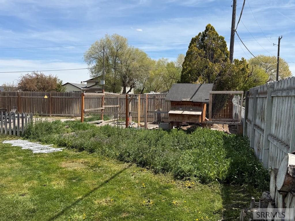 531 Airport Road Blackfoot, ID 83221 - Photo 41 of 46
