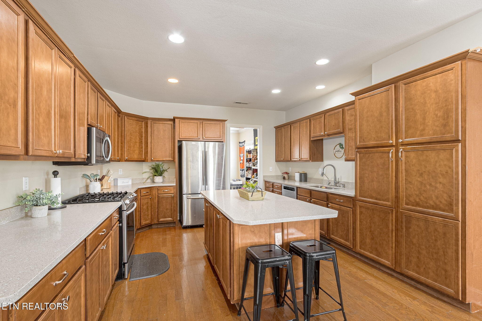 117 Fallberry Street Oak Ridge, TN 37830 - Photo 6 of 23 Gallery Image 6