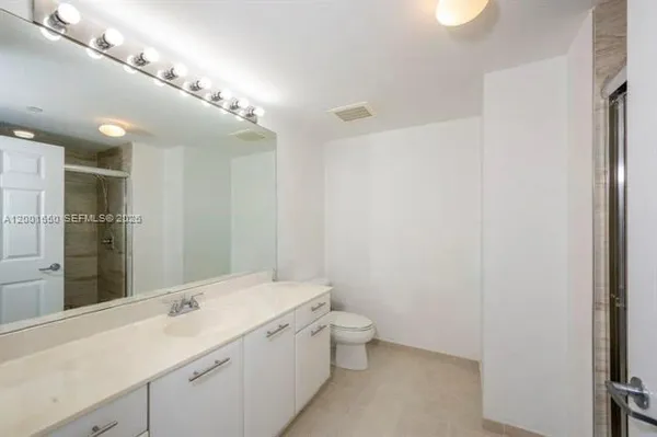 $3,300 | 510 Northwest 84th Avenue, Unit 429, Plantation, FL 33324