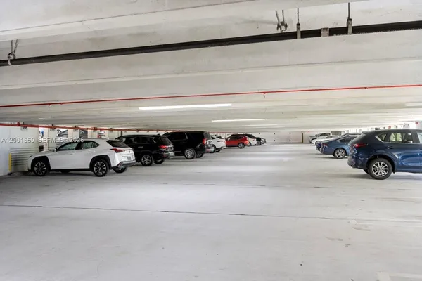 $3,300 | 510 Northwest 84th Avenue, Unit 429, Plantation, FL 33324