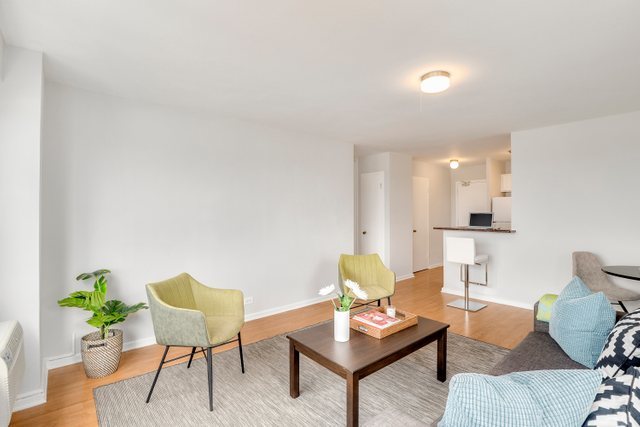 2909 North Sheridan Road, Unit 1911 Chicago, IL 60657 - Photo 6 of 22