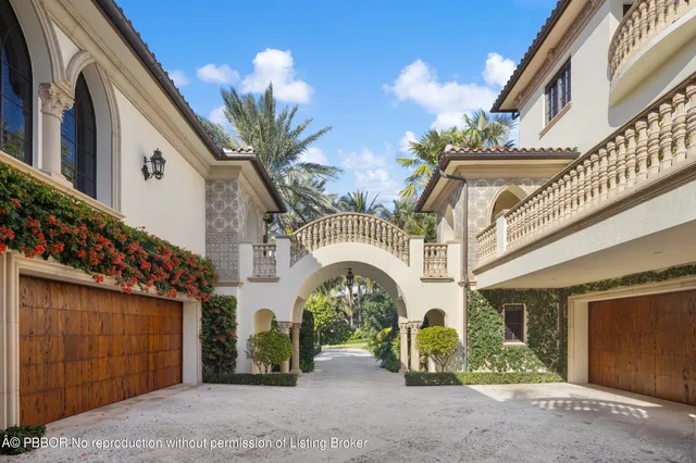 $90,000,000 | 820 South Ocean Boulevard, Manalapan, FL 33462