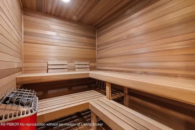 $90,000,000 | 820 South Ocean Boulevard, Manalapan, FL 33462