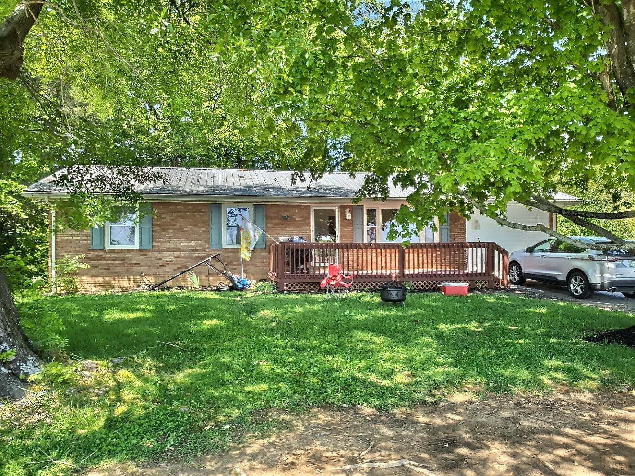 205 Fieldstone Loop Mosheim, TN 37818 - Photo 2 of 17 exposio_114467753
