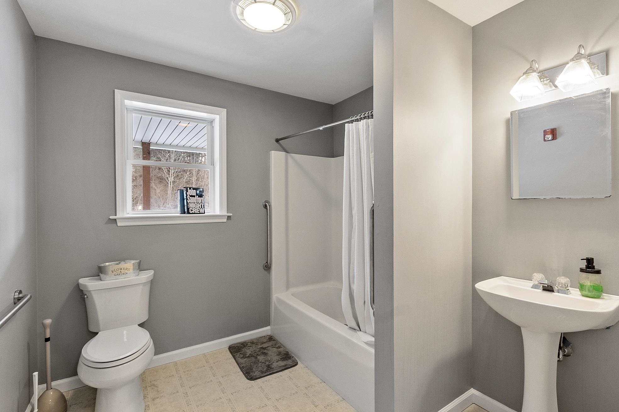 85 Pierce Road Fitzwilliam, NH 03447 - Photo 37 of 59