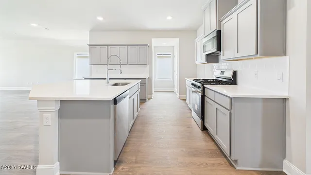 $275,500 | 123 Eden Ridge, Duson, LA 70529