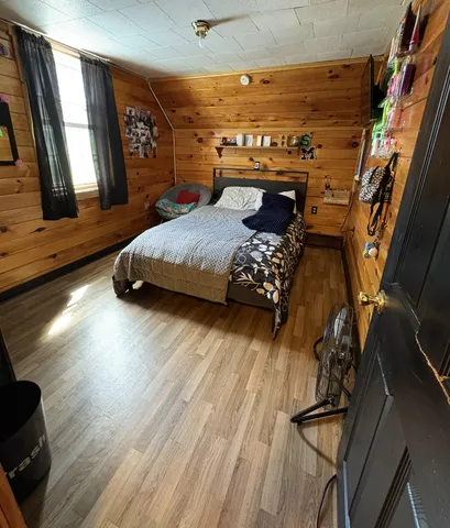 $179,900 | 5 Western Avenue, East Millinocket, ME 04430