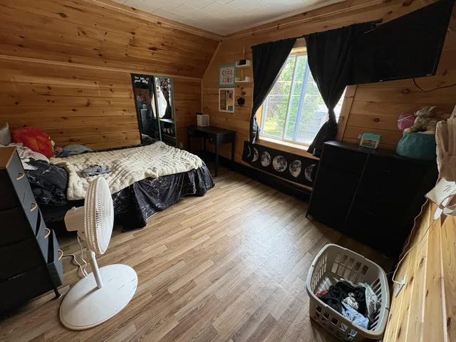 $179,900 | 5 Western Avenue, East Millinocket, ME 04430