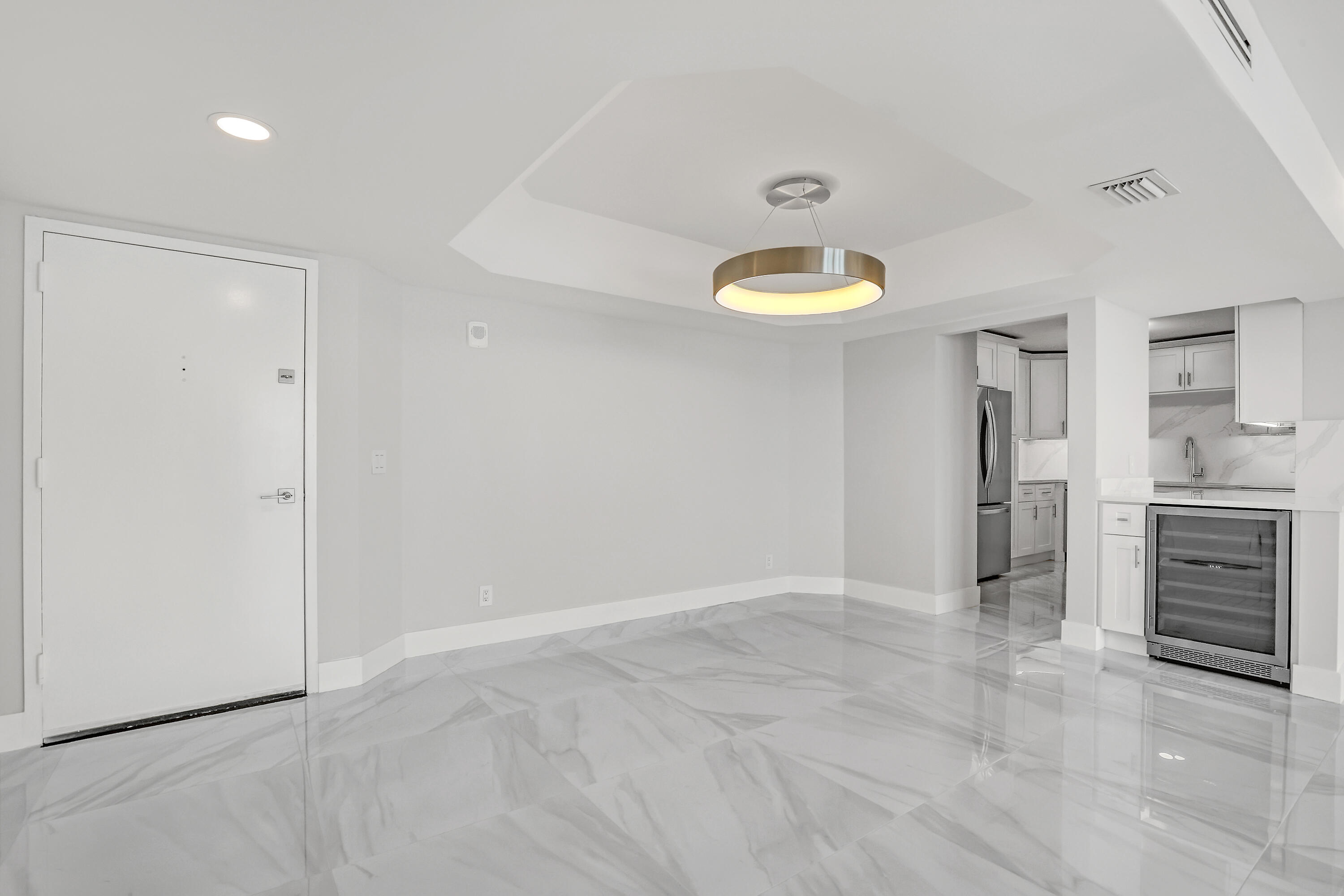 3610 South Ocean Boulevard, Unit 508 South Palm Beach, FL 33480 - Photo 23 of 65 a view of an empty room