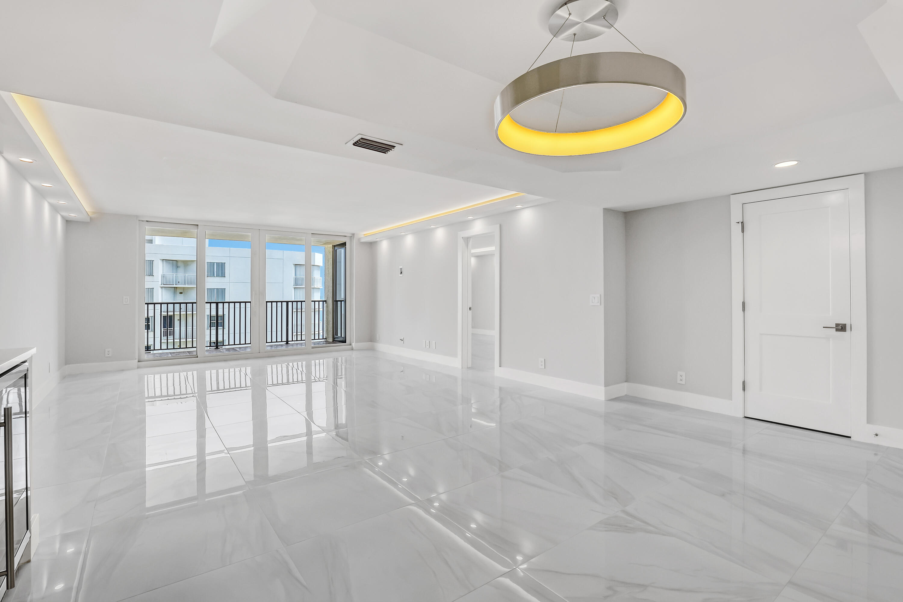 3610 South Ocean Boulevard, Unit 508 South Palm Beach, FL 33480 - Photo 25 of 65 a view of empty room