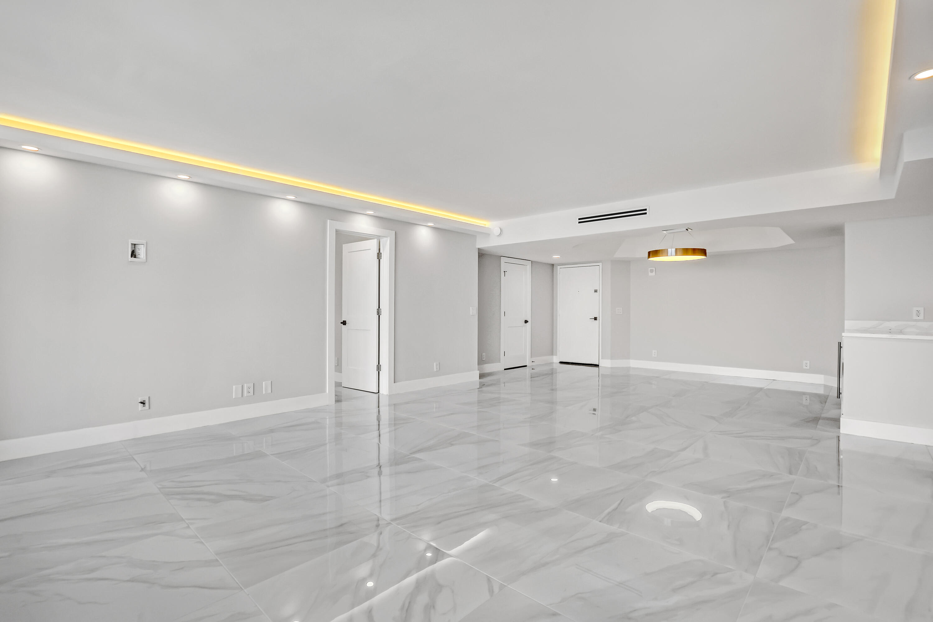 3610 South Ocean Boulevard, Unit 508 South Palm Beach, FL 33480 - Photo 27 of 65 a view of an empty room