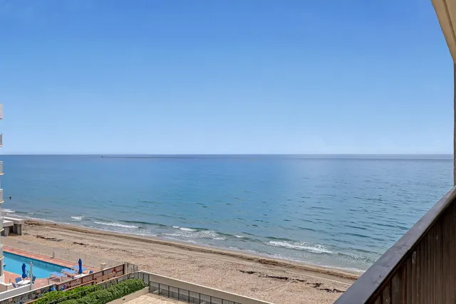 $950,000 | 3610 South Ocean Boulevard, Unit 508, South Palm Beach, FL 33480